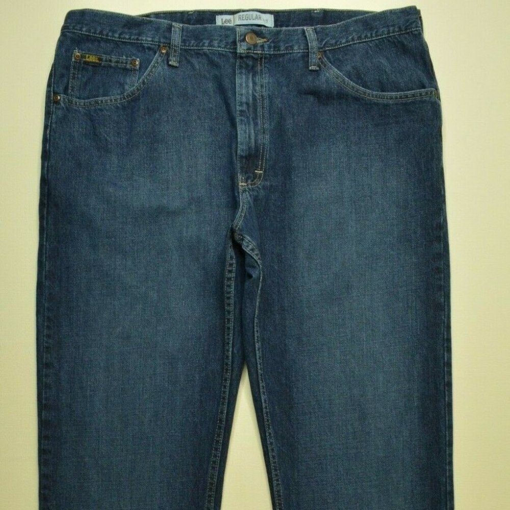 Lee Size 40 x 30 Men REGULAR Fit STRAIGHT Leg DARK Wash Denim Classic BLUE Jeans